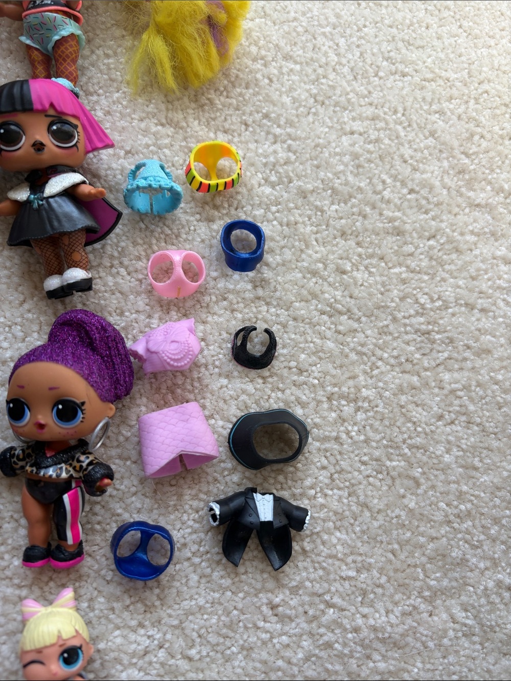 Mega LOL Surprise doll lot 47 full sized clothed dolls with some pets and minis - Picture 10 of 10